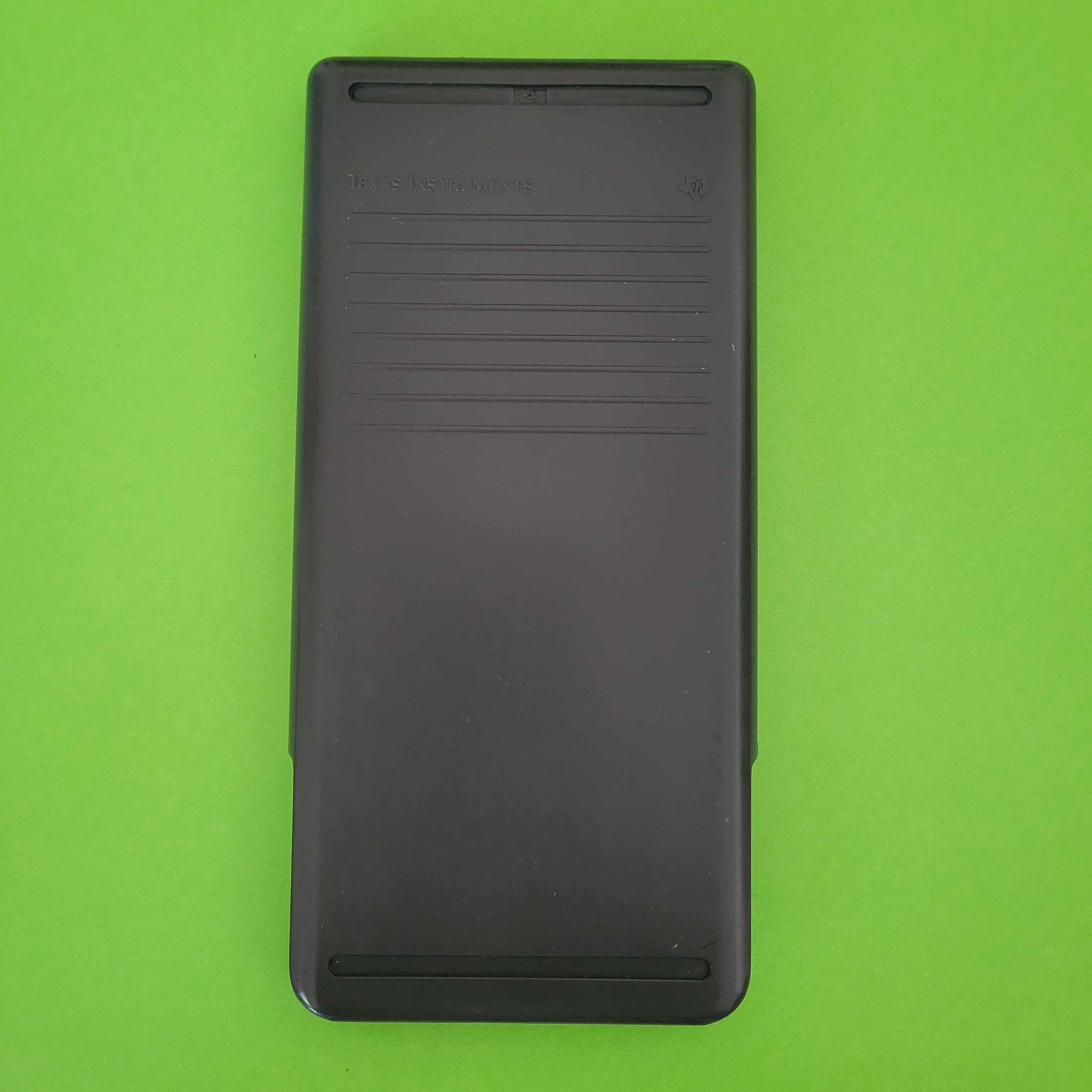 An image of the case of a texas instruments ti82 graphing calculator